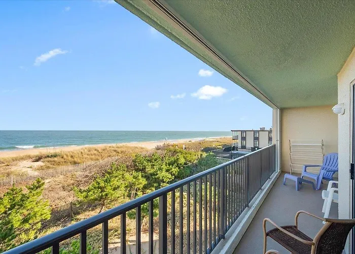 Hill-spacious 2 Bedroom With Ocean Views And Outdoor Pool! Ocean City