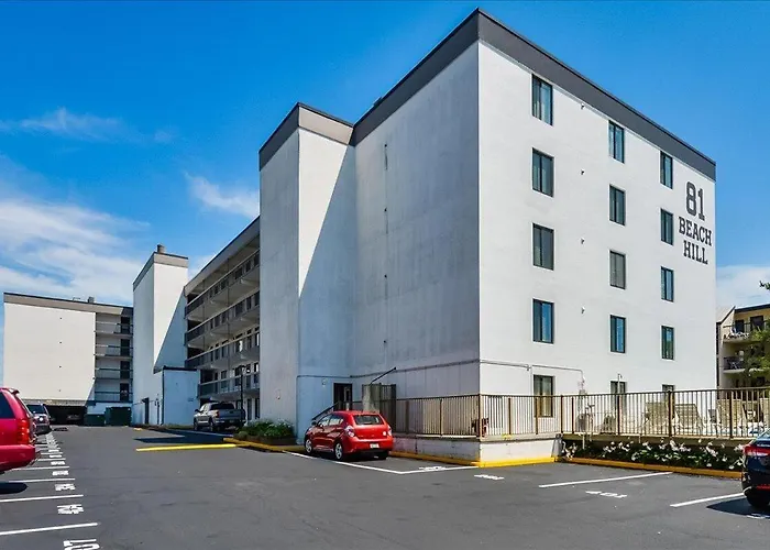 Holiday home Hill-spacious 2 Bedroom With Ocean Views And Outdoor Pool! Ocean City