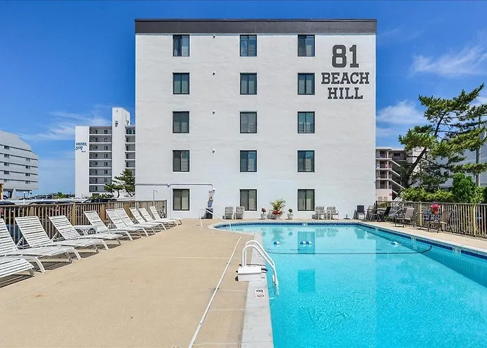 Hill-spacious 2 Bedroom With Ocean Views And Outdoor Pool! Ocean City
